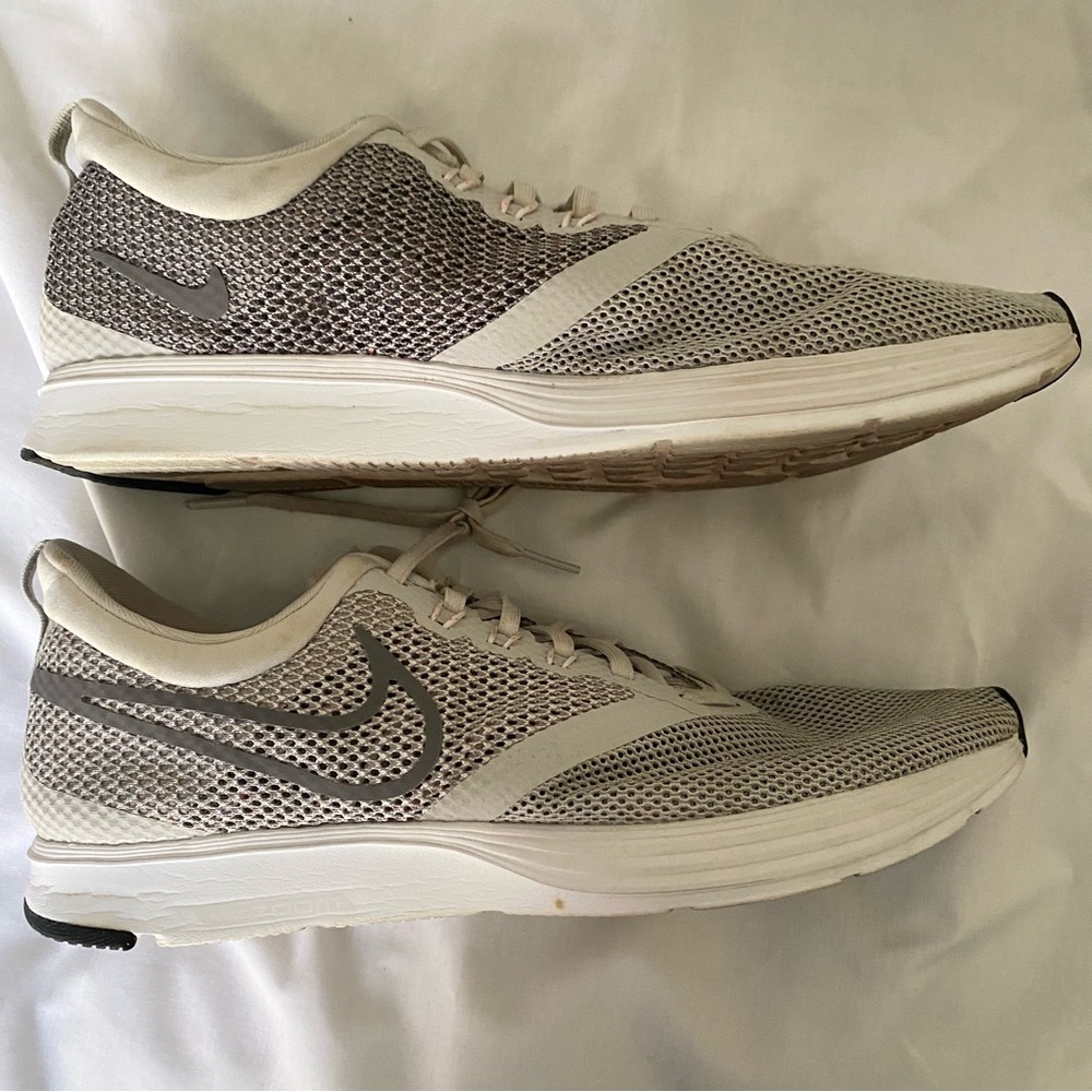 Nike Zoom Strike Running Shoes Gray/White Size 12